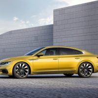 17062 Обзор автомобиля Volkswagen Arteon 2017-2018
