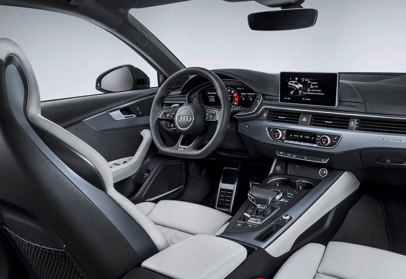 Обзор автомобиля Audi RS4 Avant 2018 &#8212; 2019