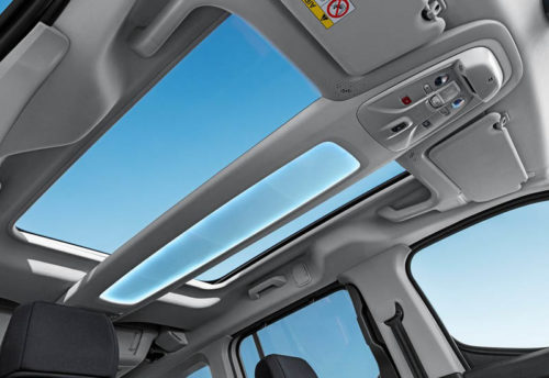 Обзор автомобиля Citroen Berlingo 2018