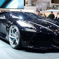 23165 Описание автомобиля Bugatti La Voiture Noire 2019 - 2020