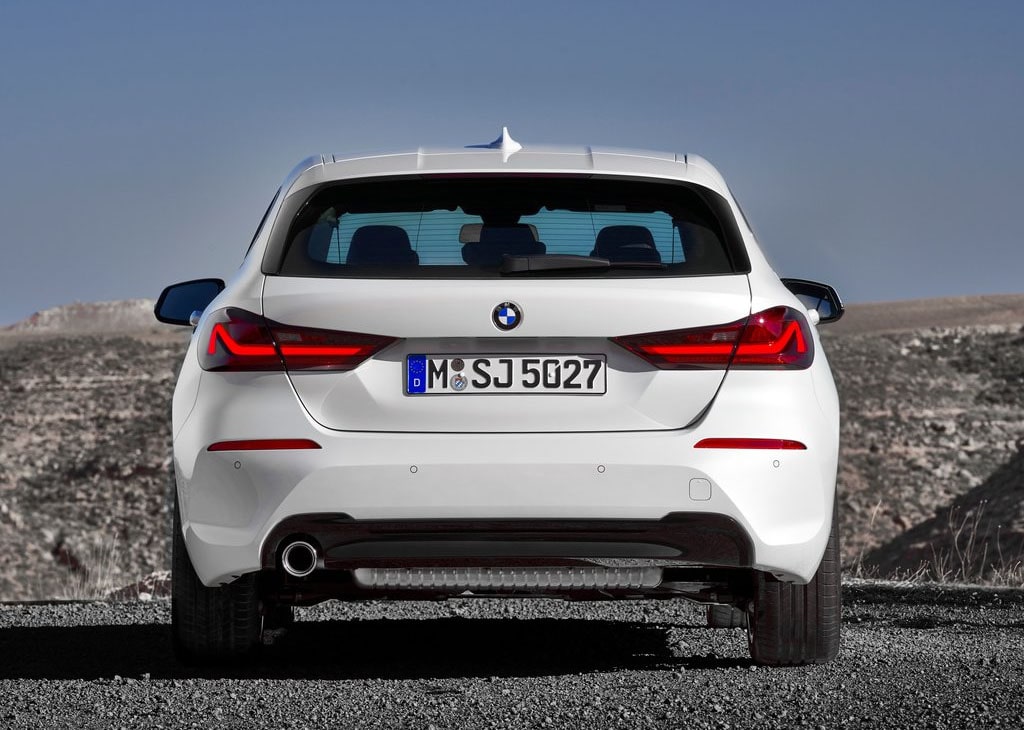 Описание автомобиля BMW 1-Series (F40) 2019 &#8212; 2020