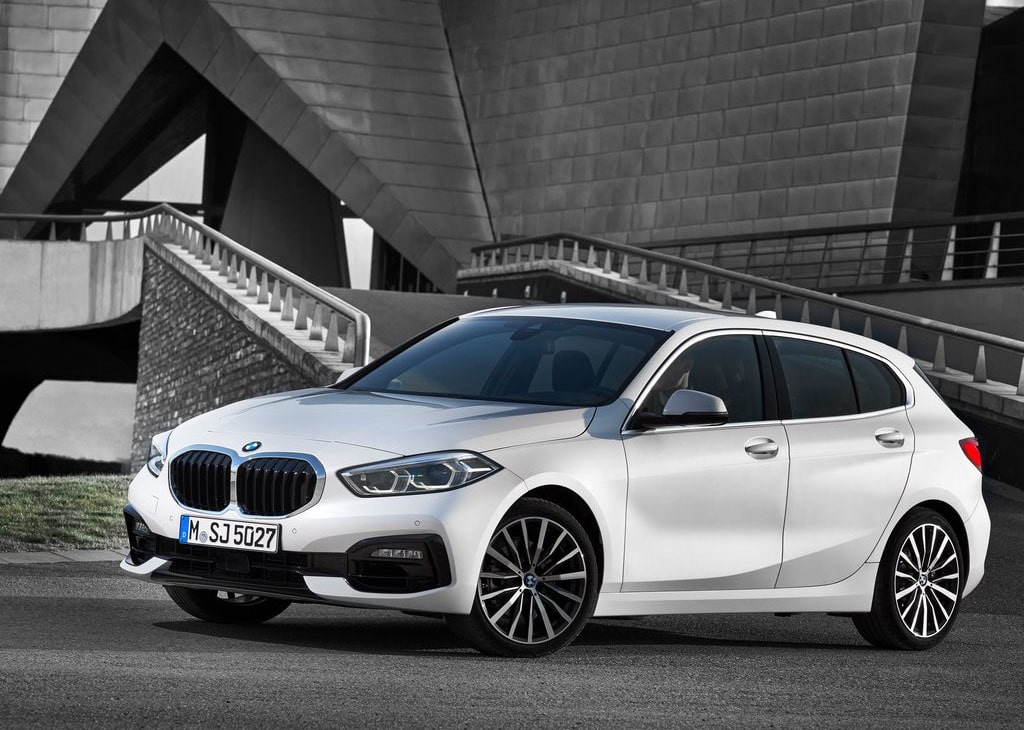 Описание автомобиля BMW 1-Series (F40) 2019 &#8212; 2020