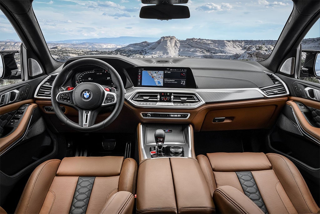 Описание автомобиля BMW X5 M и BMW X6 M 2020
