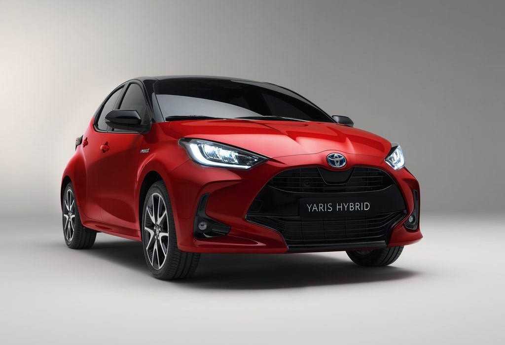 Описание автомобиля Toyota Yaris 2020