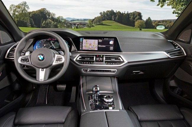 24615 Заправляем электричеством гибрид. BMW X5 iPerformance (G05)