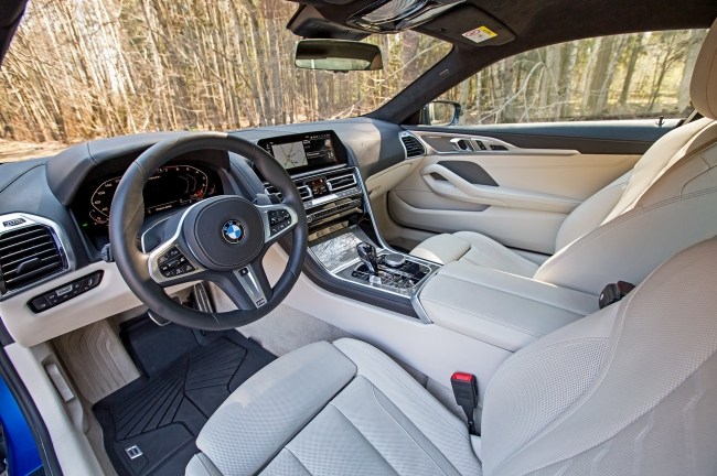 24767 Обнаруживаем туристическое начало в купе. BMW 8 Series Coupe (G15)