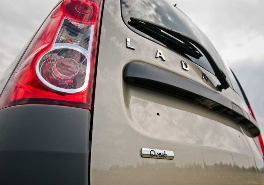 Популярный универсал Lada Largus Cross получил новую спецверсию