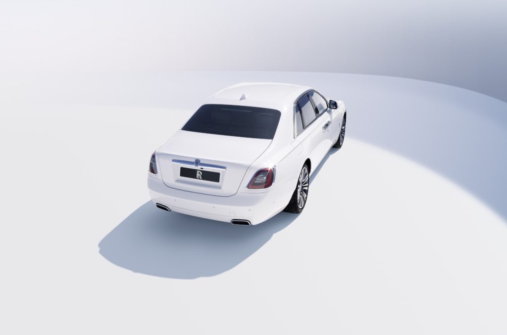 Rolls-Royce представил самую технологичную модель