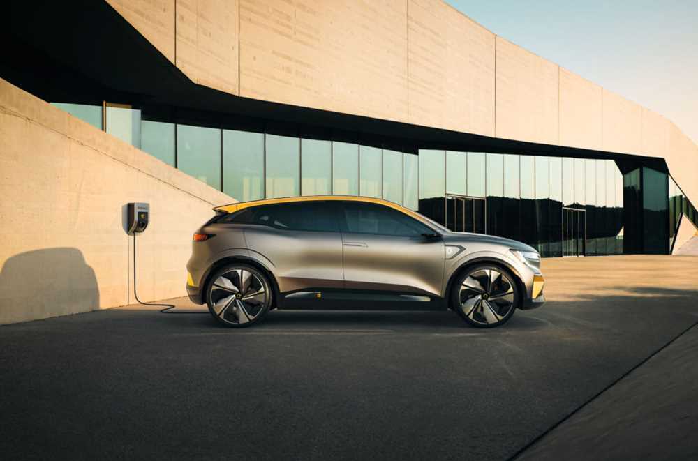 Renault представил концепт будущего электрохэтчбека Megane