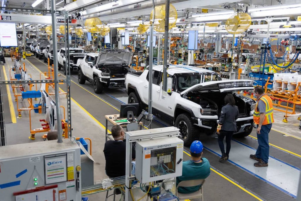 В Детройте открылся завод электромобилей: пришел даже президент Байден